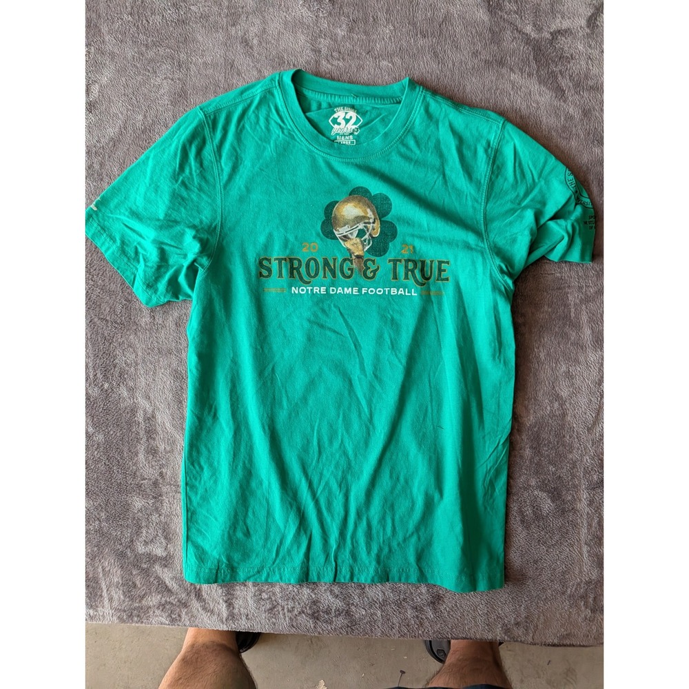 The Shirt Project Notre Dame Football 2021 Strong & True Green Mens Tee Large